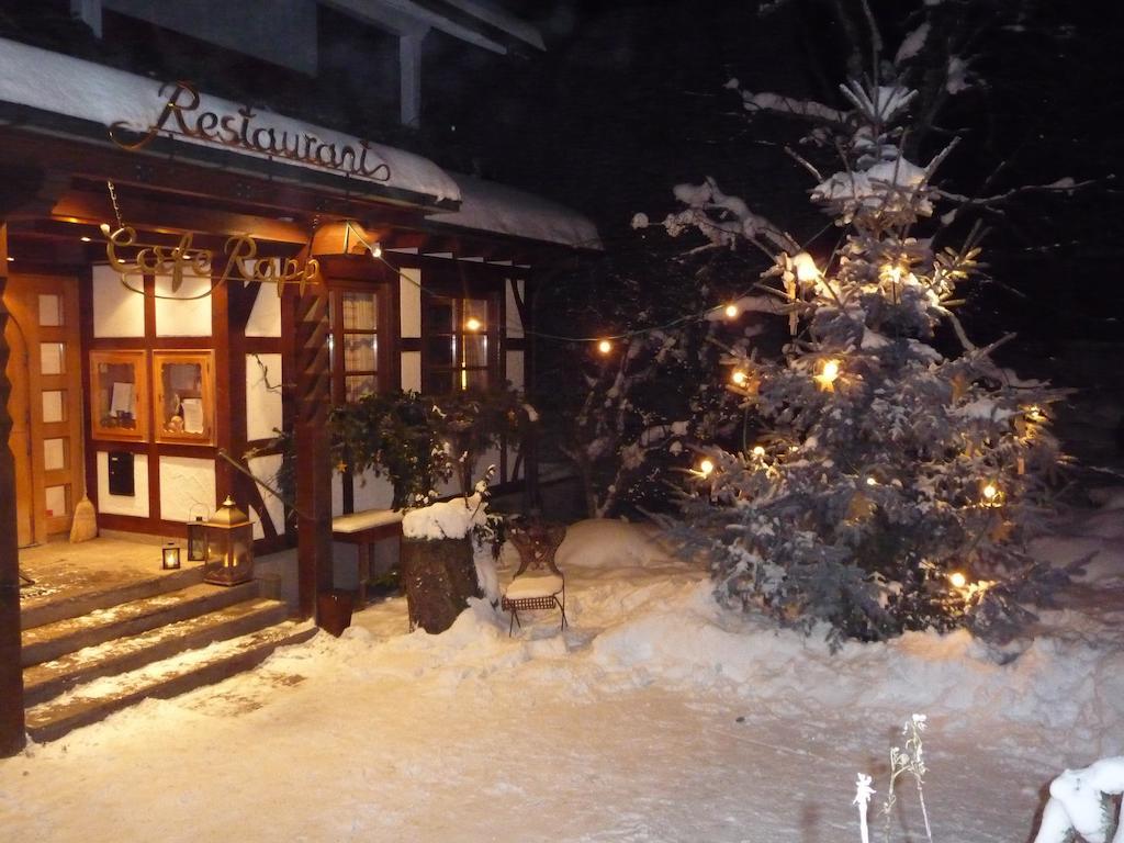 Hotel Restaurant Café Rapp Königsfeld im Schwarzwald Esterno foto
